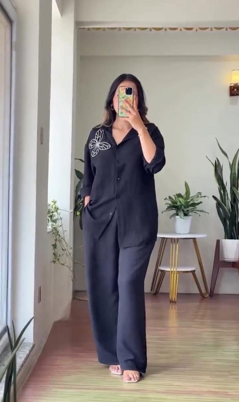 Relaxed Fit Two-Piece Co-ord Set with Minimal Embroidery – Feyova