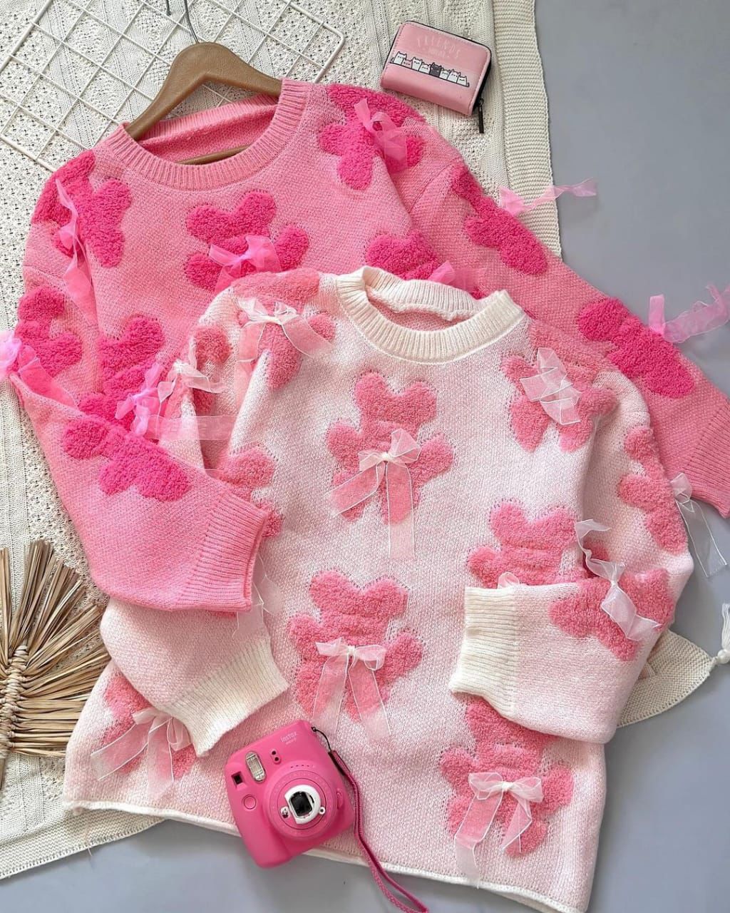 Dove Luxury Pullover